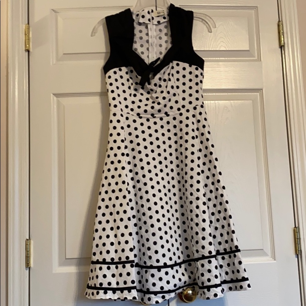 40s style black and white Polka-dot dress